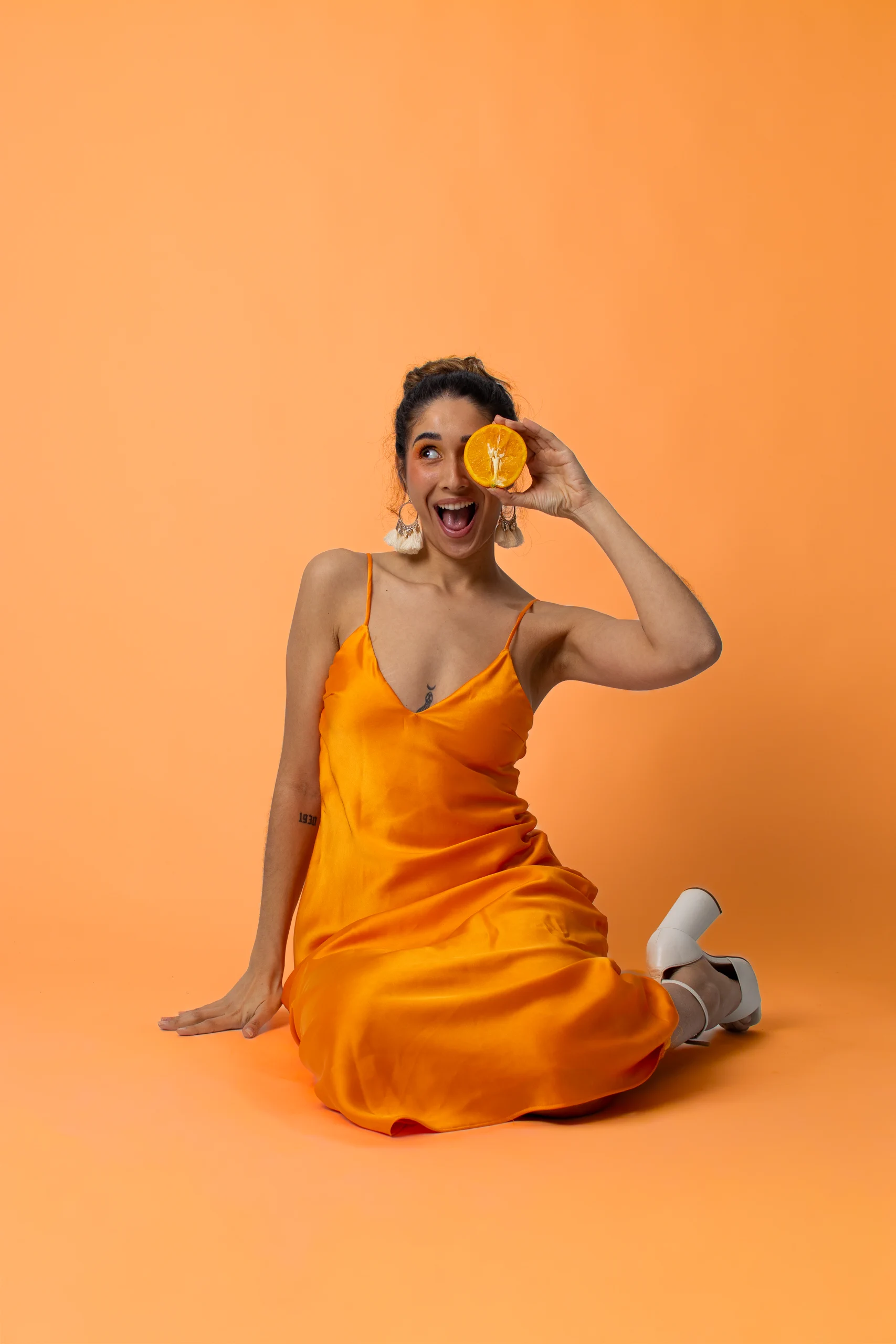 Photograph 5 from Orange