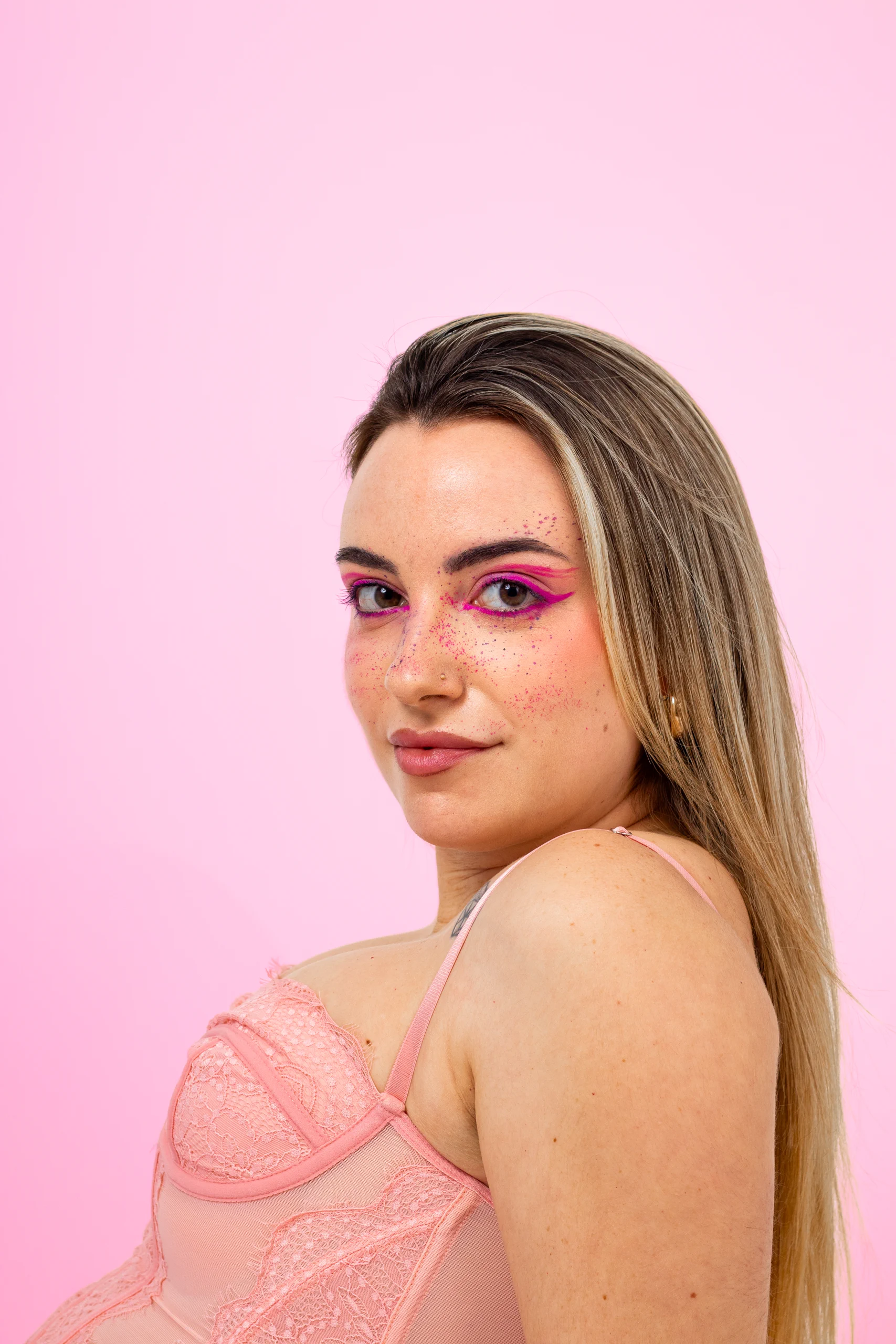 Photograph 10 from Pink